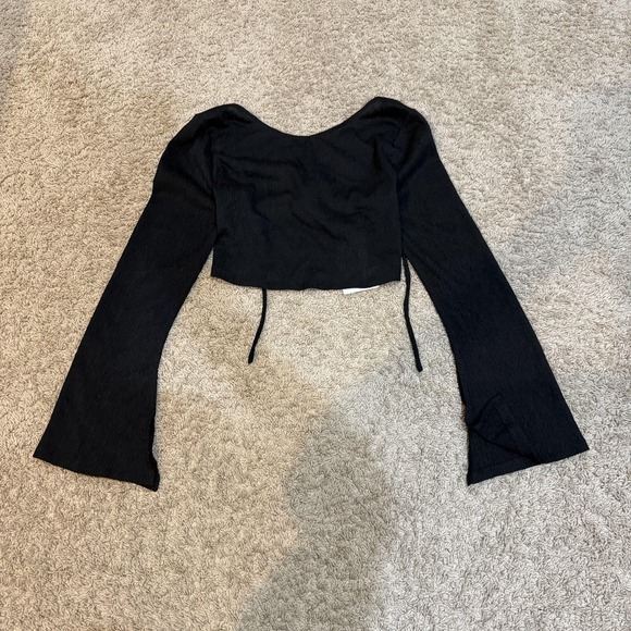 Rumer Tops - RUMER Blouse Womens L Black Tucker Crop Long Bell Sleeve Scoop Neck Textured Top
